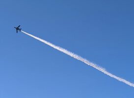 エアバンドを聞いて、入間航空祭の航空展示を楽しもう！