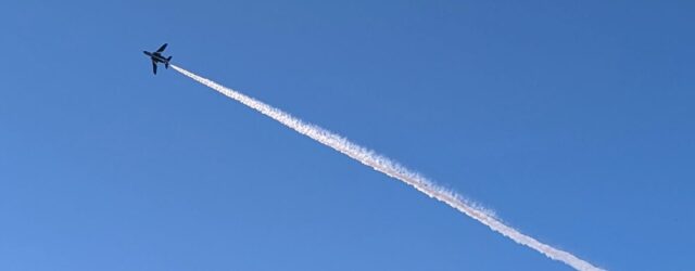 エアバンドを聞いて、入間航空祭の航空展示を楽しもう！